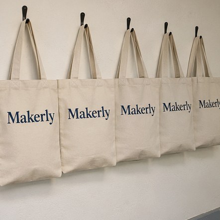 Customized canvas bags for makers and craft brands